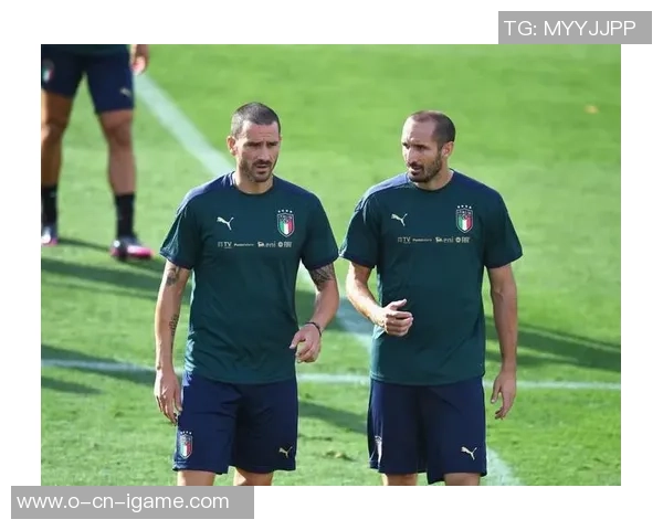 意大利男模足球队展现魅力与竞技精神的完美结合